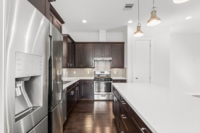 Building Photo - 2909 Gillespie St