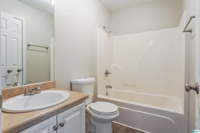 Building Photo - 15554 Brookstone Dr