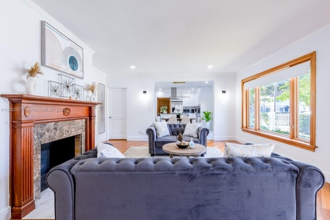 Building Photo - 1230 SW 22nd Terrace