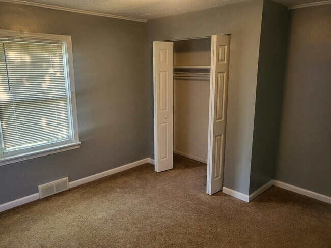 Building Photo - 259 Pleasant Dr