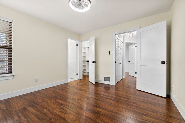 Building Photo - 118 Ashton Ct