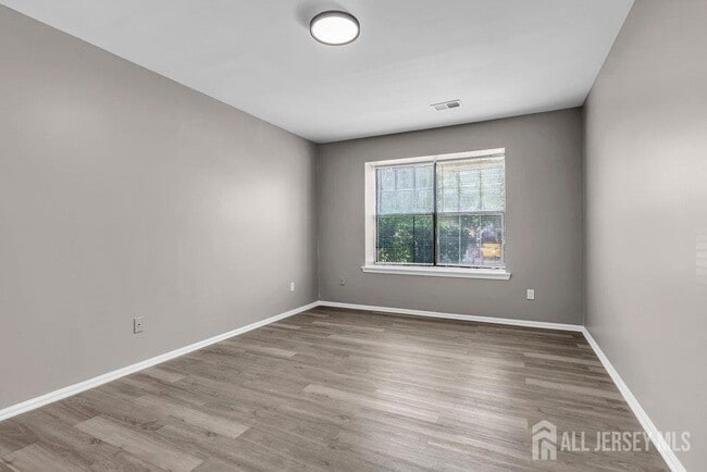 Building Photo - 2609 Lighthouse Ln