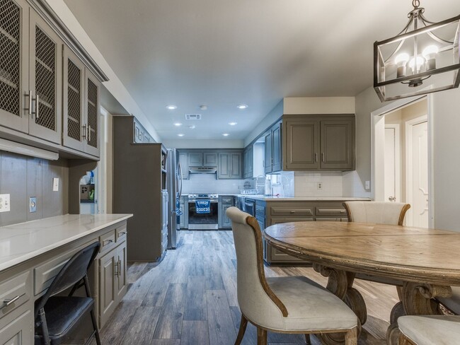 Building Photo - Mid-Term Rental in Glenbrook Addition, Nic...