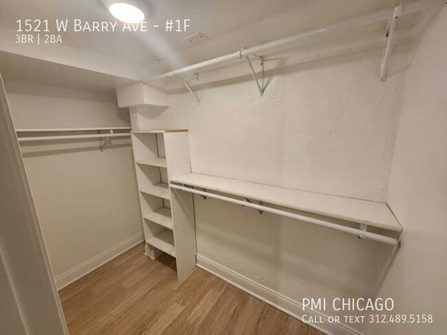 Building Photo - 1521 W Barry Ave