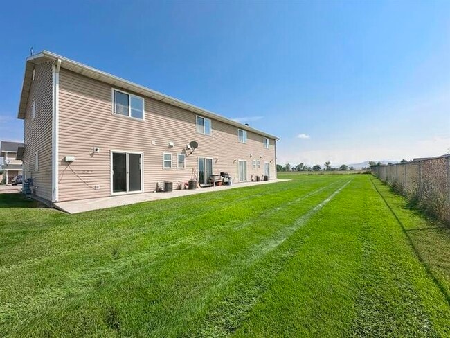 Building Photo - 15080 N 5400 W