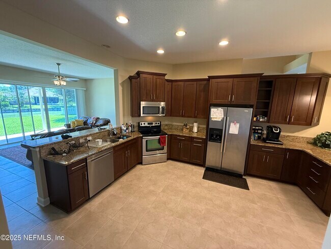 Building Photo - 4786 Yacht Ct