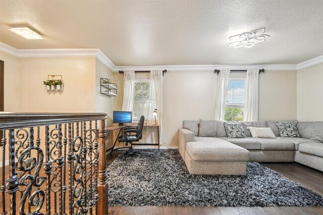 Building Photo - 18205 Great Falls Dr