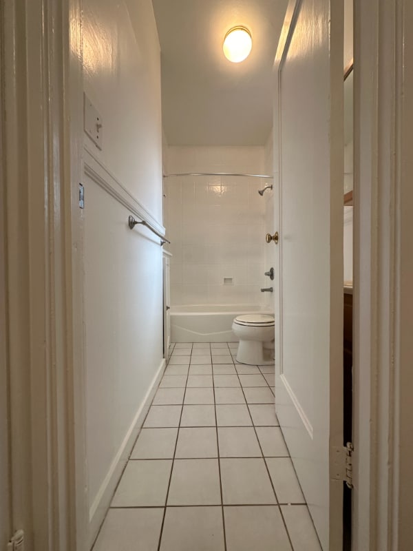 Building Photo - 2020 Franklin St