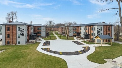 Building Photo - 1823 Griswold Dr