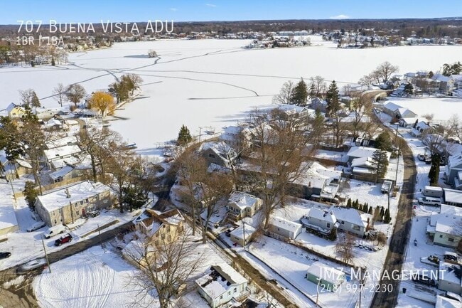 Building Photo - 707 Buena Vista Ave