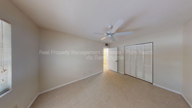 Building Photo - 4201 S Ocean Blvd