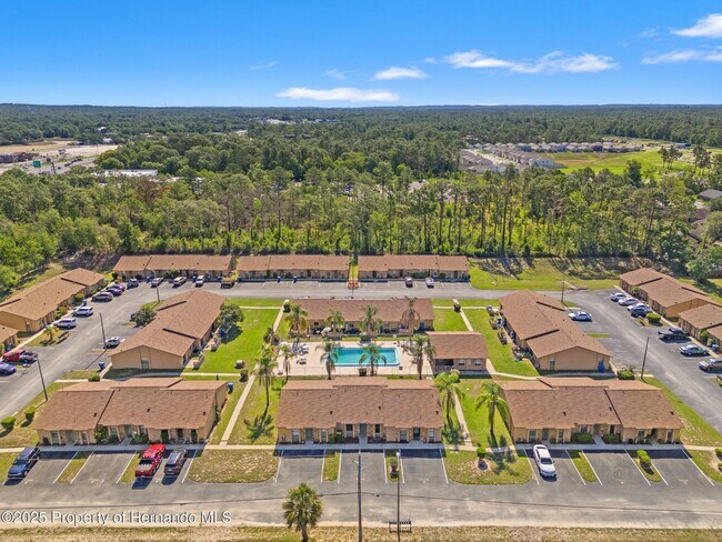 Building Photo - 7124 Barclay Ave