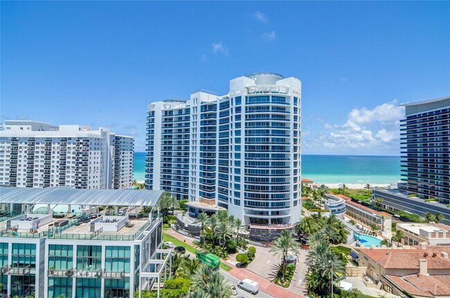 Building Photo - 5900 Collins Ave