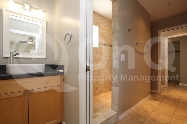 Building Photo - 5844 E Carefree Mountain Dr