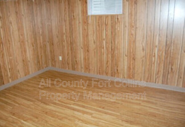 Building Photo - 1516 Brentwood Dr