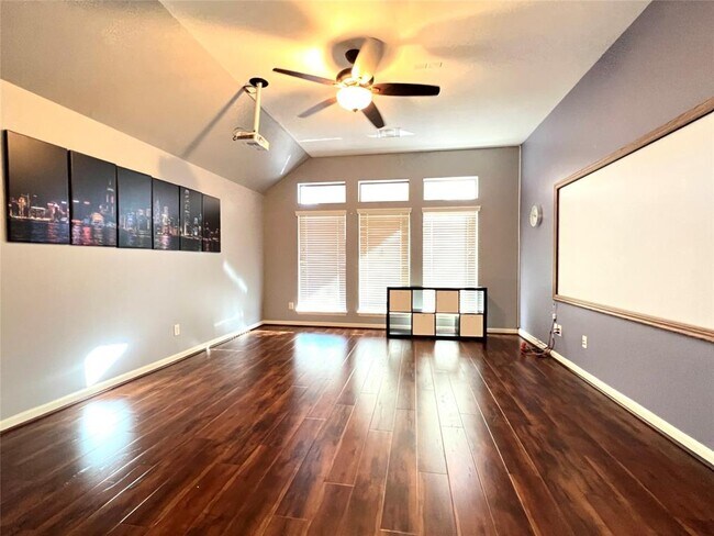Building Photo - 26203 Ginger Gables Ln