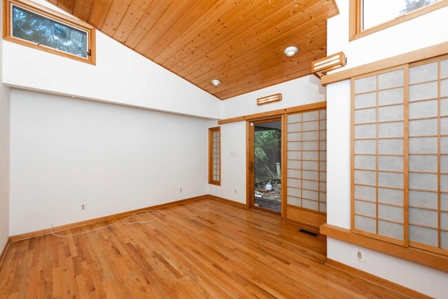 Building Photo - 3901 13th St S