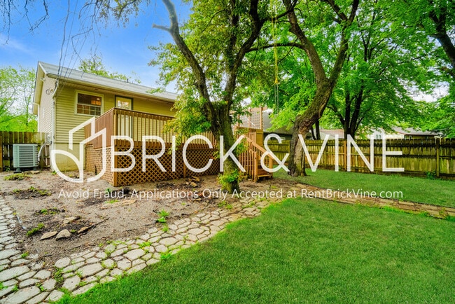 Building Photo - 170 Penick Ave