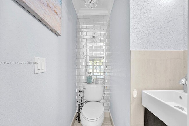 Building Photo - 4301 SW 85th Ave