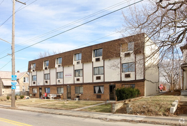 Primary Photo - 398-404 S Central Ave