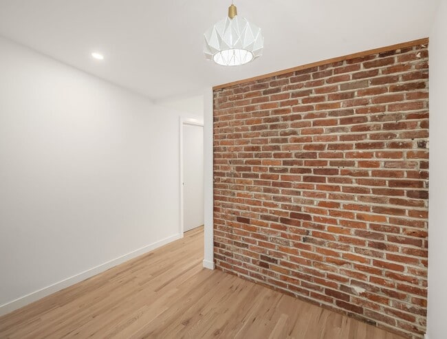 Building Photo - 4148 Boulevard Pl