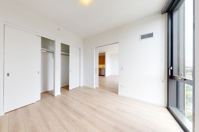 Interior Photo - Solstice on the Park