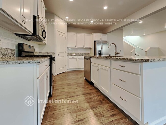 Building Photo - 539 Woodduck Dr SW