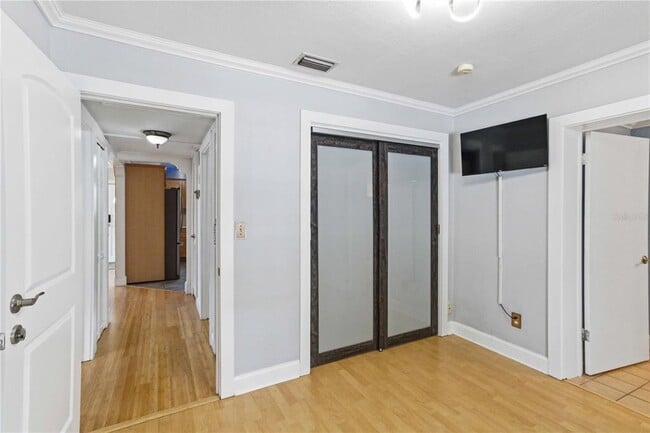 Building Photo - 2713 W Braddock St