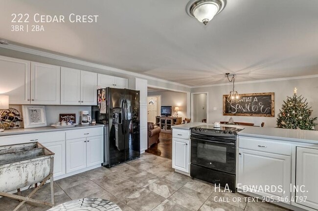 Building Photo - 222 Cedar Crest