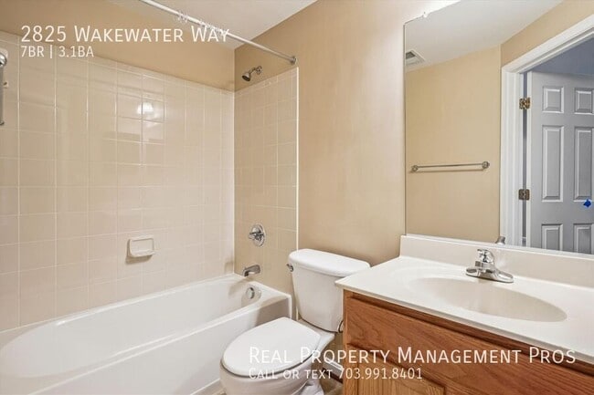 Building Photo - 2825 Wakewater Way