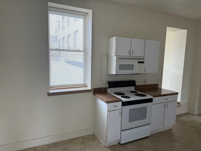 Building Photo - 217 Allegheny St