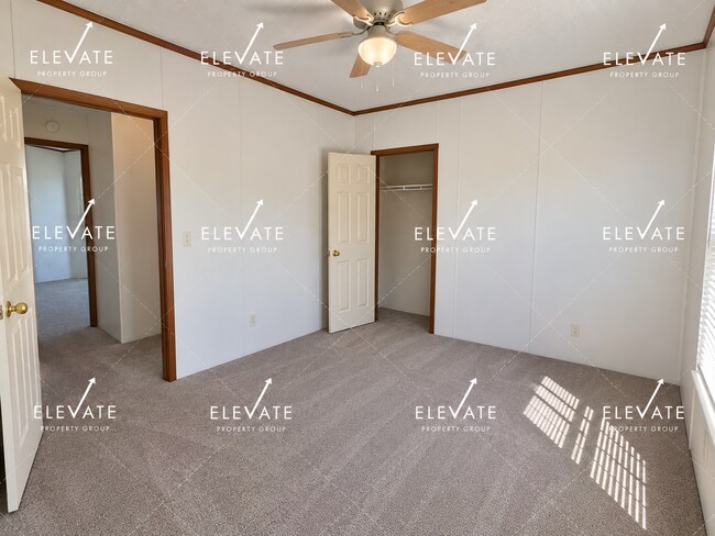 Building Photo - 416 N 4th St