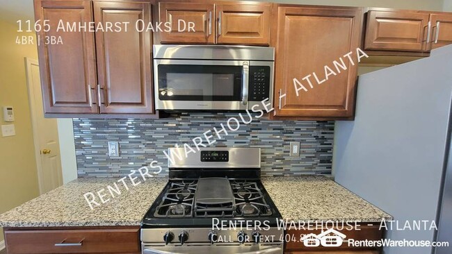 Building Photo - 1165 Amhearst Oaks Dr