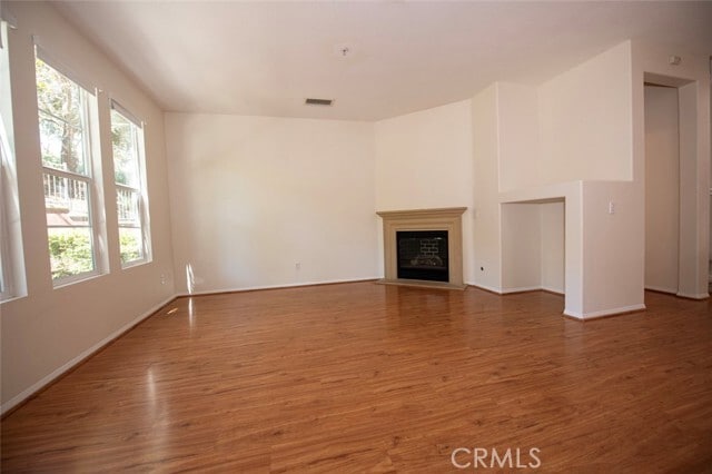 Building Photo - 6 Martino