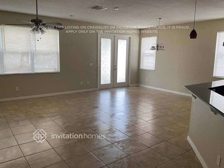 Building Photo - 13637 Podocarpus Ln