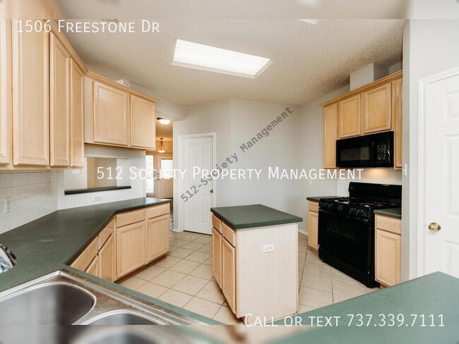 Building Photo - 1506 Freestone Dr