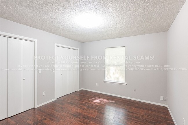 Building Photo - 1682 N Dawn Dr