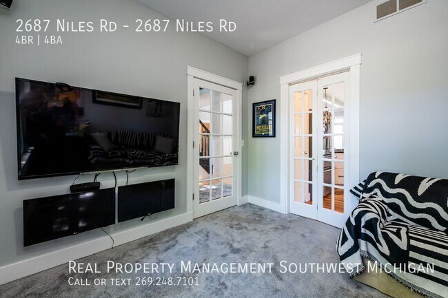 Building Photo - 2687 Niles Rd