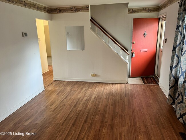 Building Photo - 3122 Commander Dr