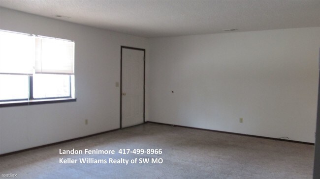Building Photo - 115 S Turk Ave