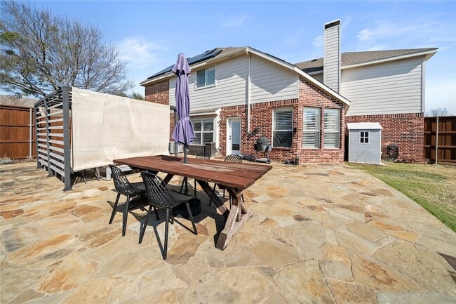 Building Photo - 9333 Fairmont Dr