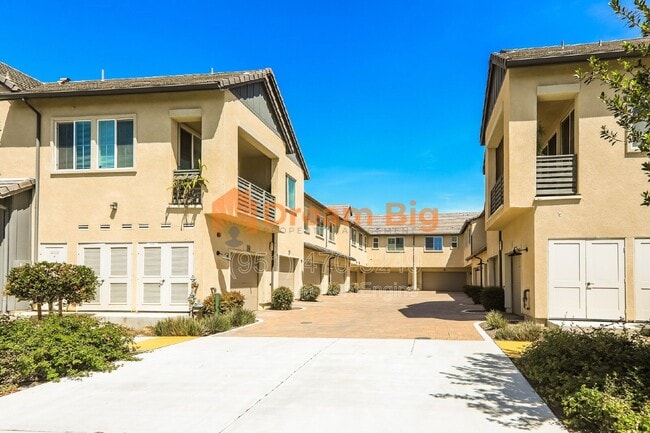 Building Photo - 3605 E Delight Paseo