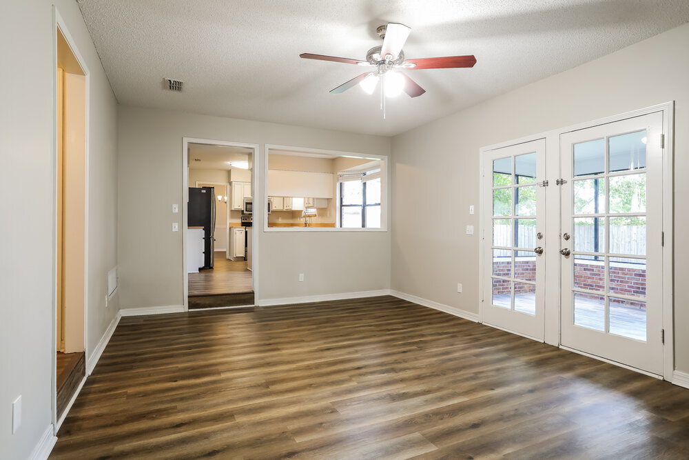 Building Photo - 927 Ridgewall Ct