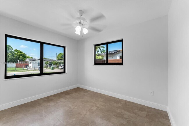 Building Photo - 9140 SW 45th Terrace