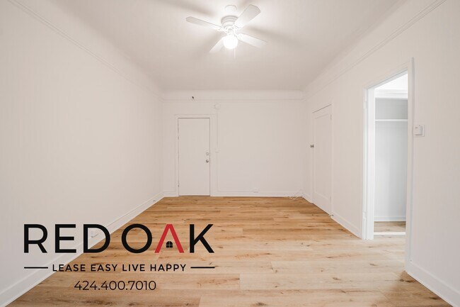 Building Photo - 454 S Catalina St