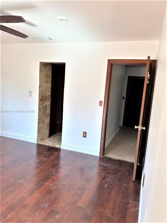 Building Photo - 10020 SW 91st Terrace