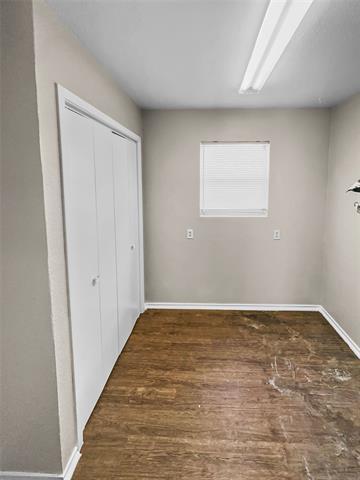 Building Photo - 4924 Penrose Ave