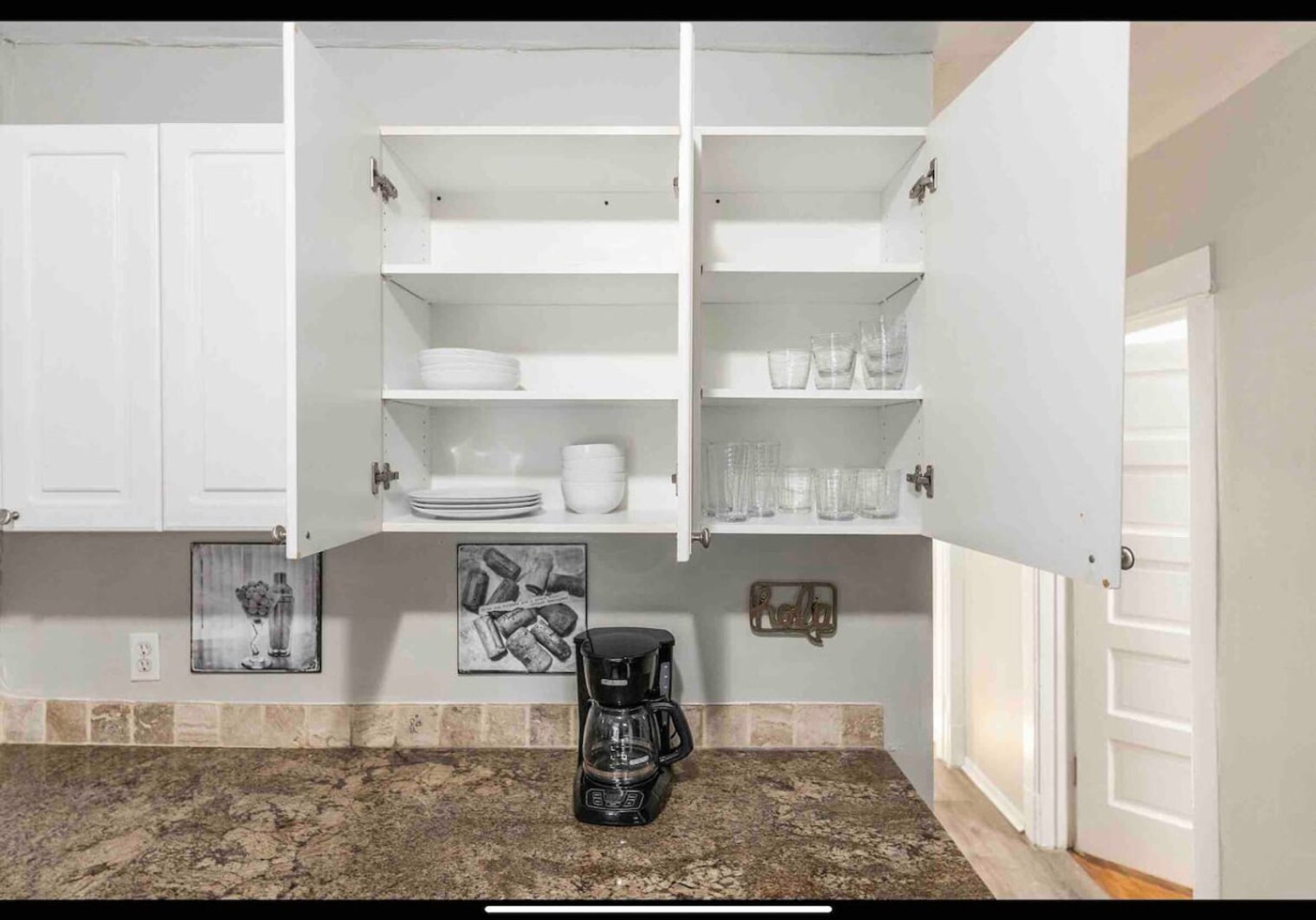 Building Photo - 1246 W Nelson St