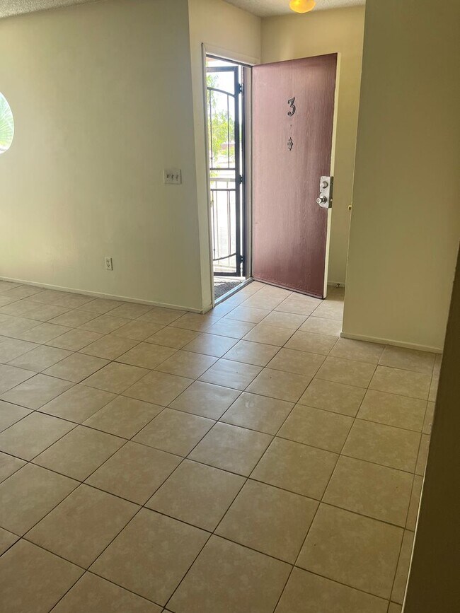 Building Photo - 3708 Scuba Cir