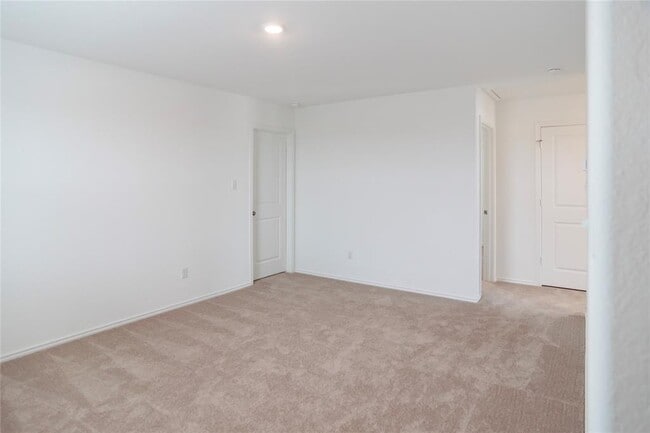 Building Photo - 112 Dollars Dr